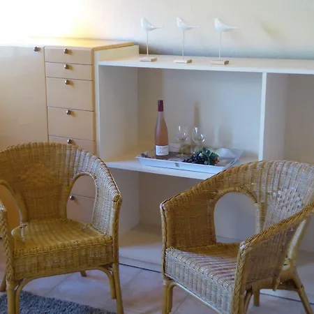 Casa Carina Ferienhaus, Oberwohnung Mit Kleinem Sonnenbalkon Und Terrasse Apartament *