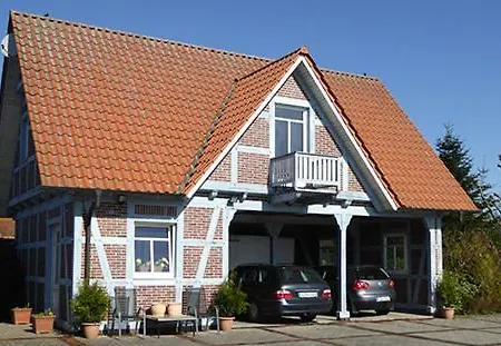 Casa Carina Ferienhaus, Oberwohnung Mit Kleinem Sonnenbalkon Und Terrasse *