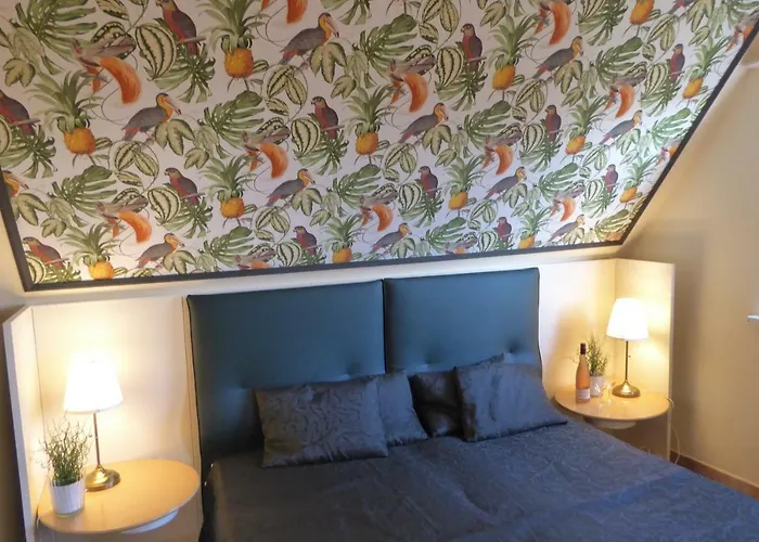 Apartman Casa Carina Ferienhaus, Oberwohnung Mit Kleinem Sonnenbalkon Und Terrasse Schweiburg