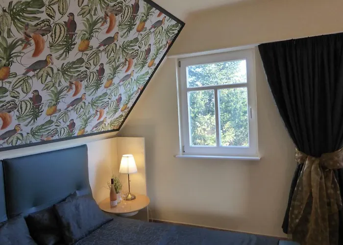 Casa Carina Ferienhaus, Oberwohnung Mit Kleinem Sonnenbalkon Und Terrasse