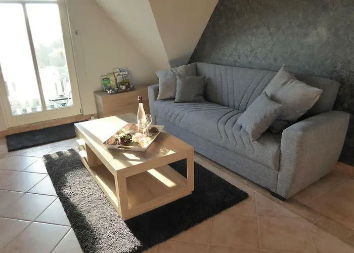 Casa Carina Ferienhaus, Oberwohnung Mit Kleinem Sonnenbalkon Und Terrasse