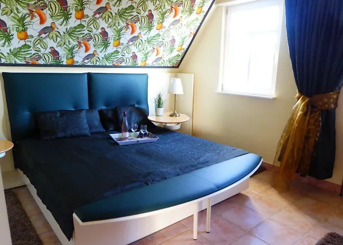 Casa Carina Ferienhaus, Oberwohnung Mit Kleinem Sonnenbalkon Und Terrasse Schweiburg